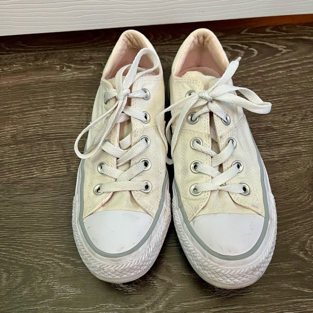 Converse off-white low tops